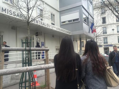 在法中国留学生住处被画“妓女” 警方粗暴搜查