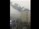 吉林狂风暴雨掀翻屋顶 彩钢板漫天飞砸坏多车