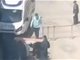 包头殴打女教师副校长被免职 警方介入