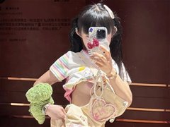 推特美女@萌酱可爱小翘臀户外露出尺度图集3